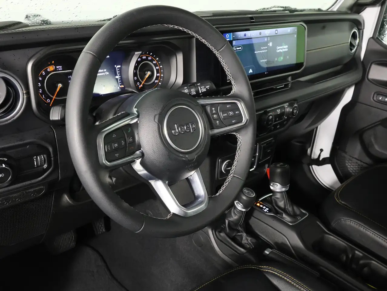 Jeep Wrangler - Image 17