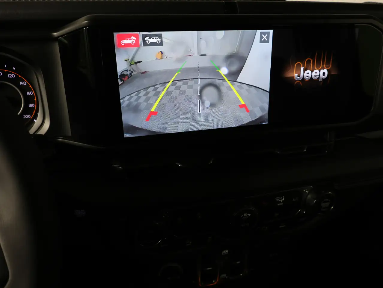 Jeep Wrangler - Image 19