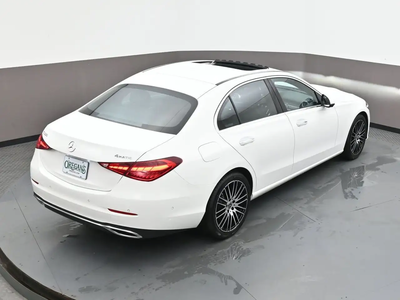Mercedes-Benz C-Class - Image 36
