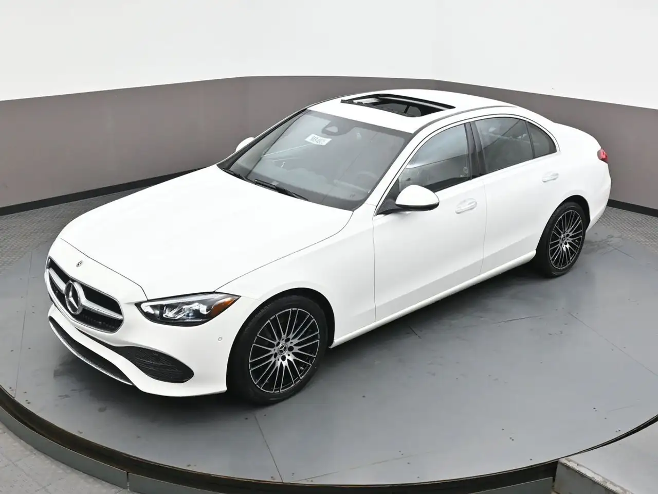 Mercedes-Benz C-Class - Image 32