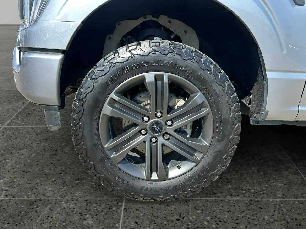 Ford F-150 - Image 9