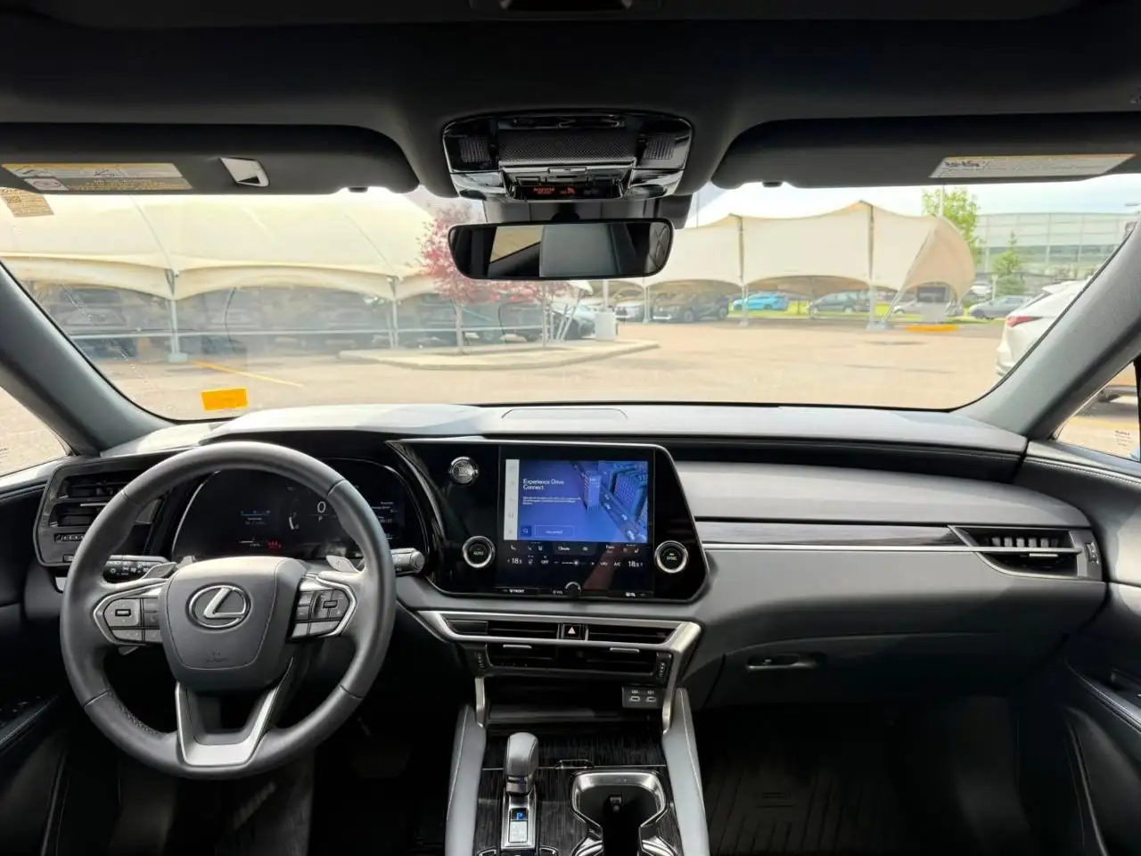 Lexus RX 350 - Image 13