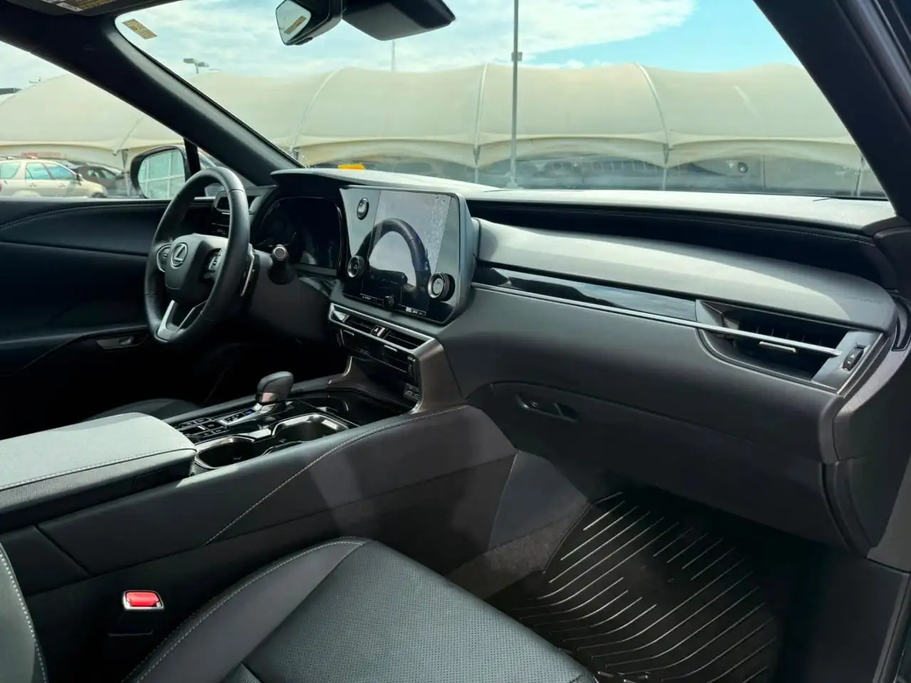 Lexus RX 350 - Image 11