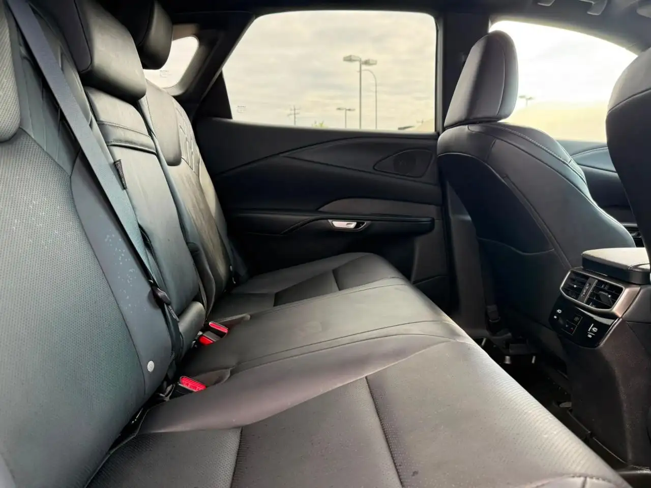 Lexus RX 350 - Image 10
