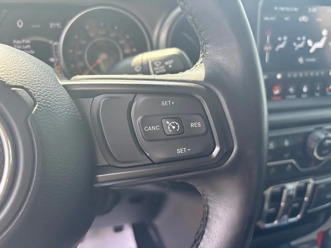 Jeep Gladiator - Image 7