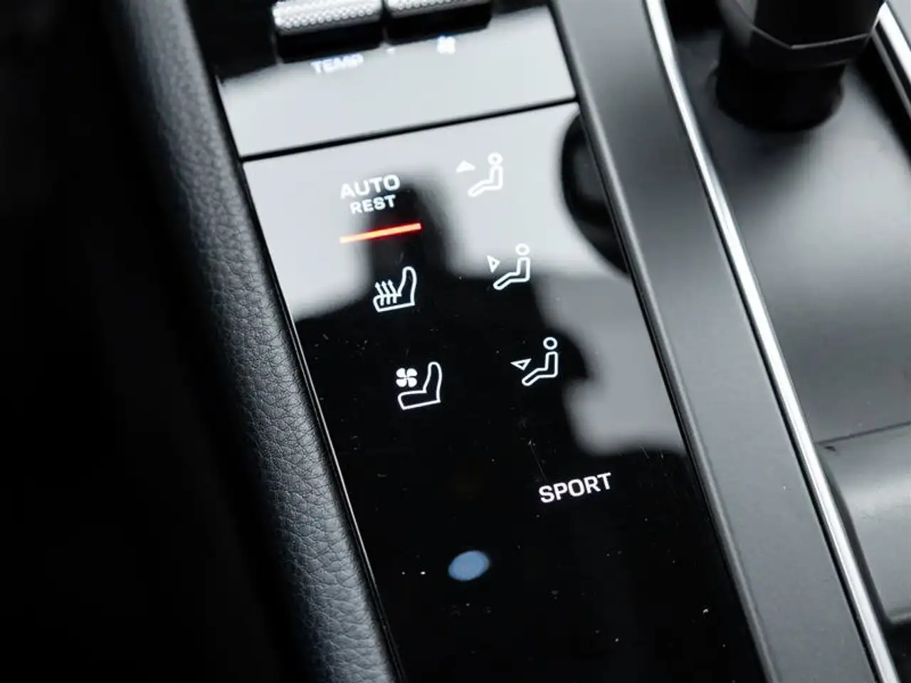 Porsche Macan - Image 29