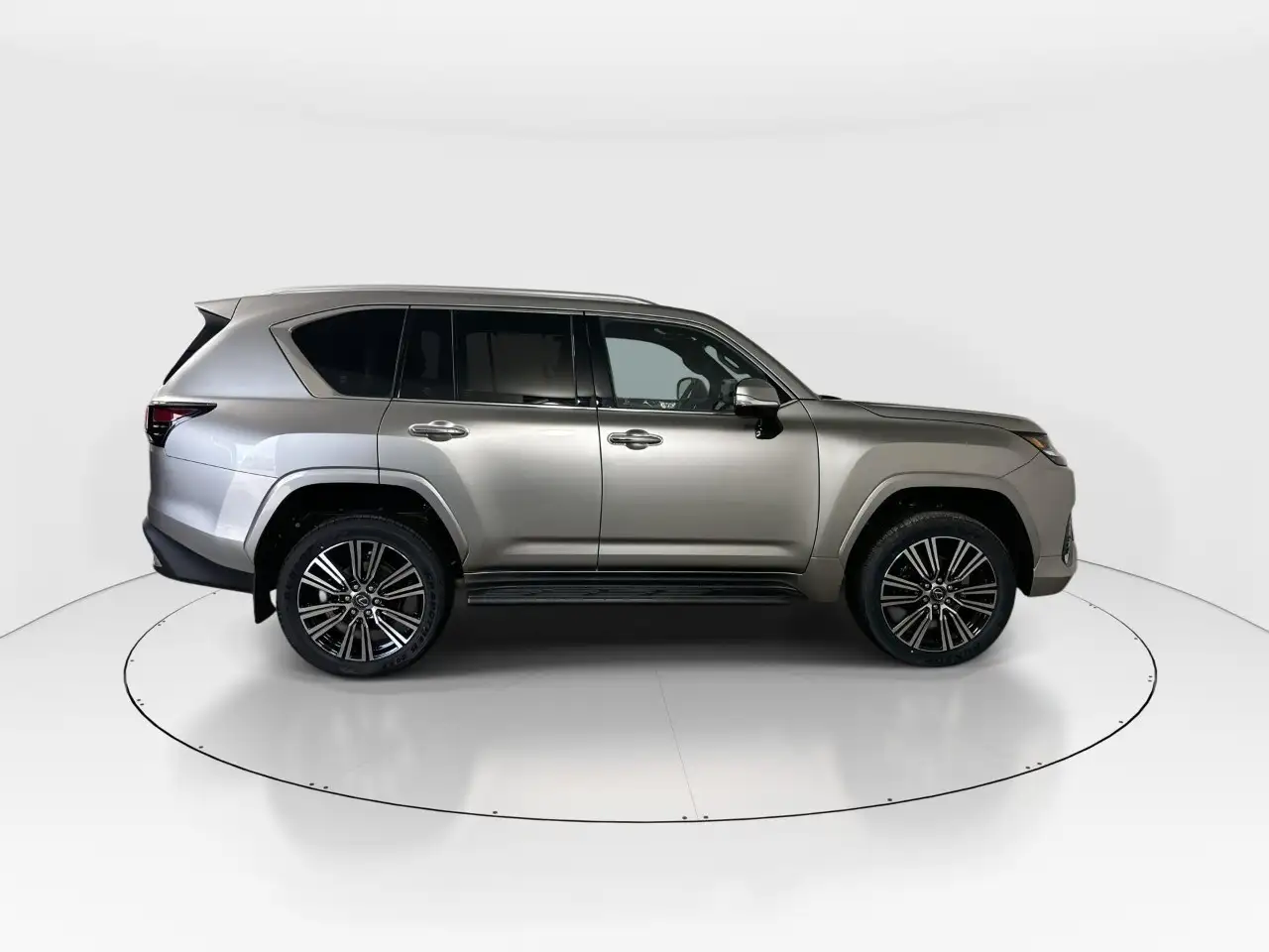 Lexus LX - Image 8