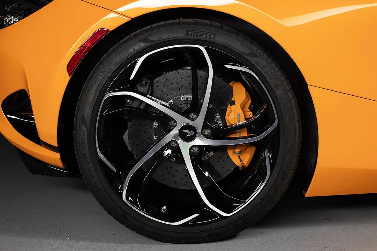McLaren 750S - Image 5