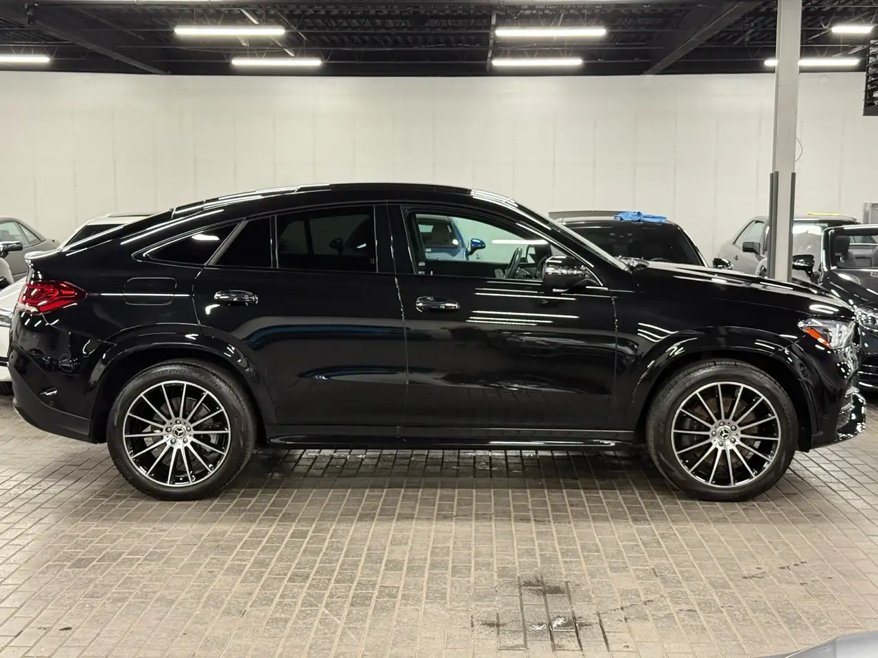 Mercedes-Benz GLE - Image 4