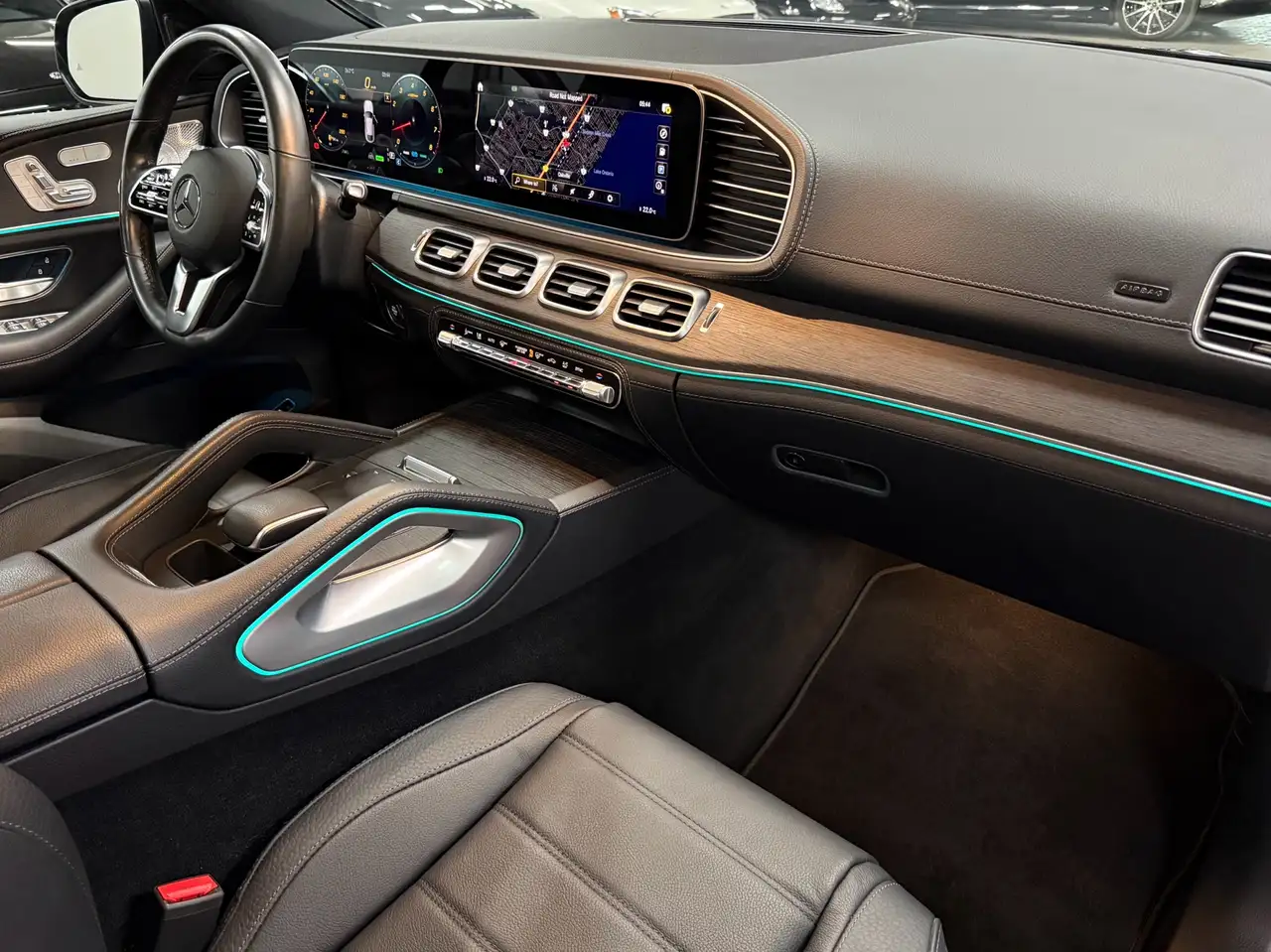 Mercedes-Benz GLE - Image 33
