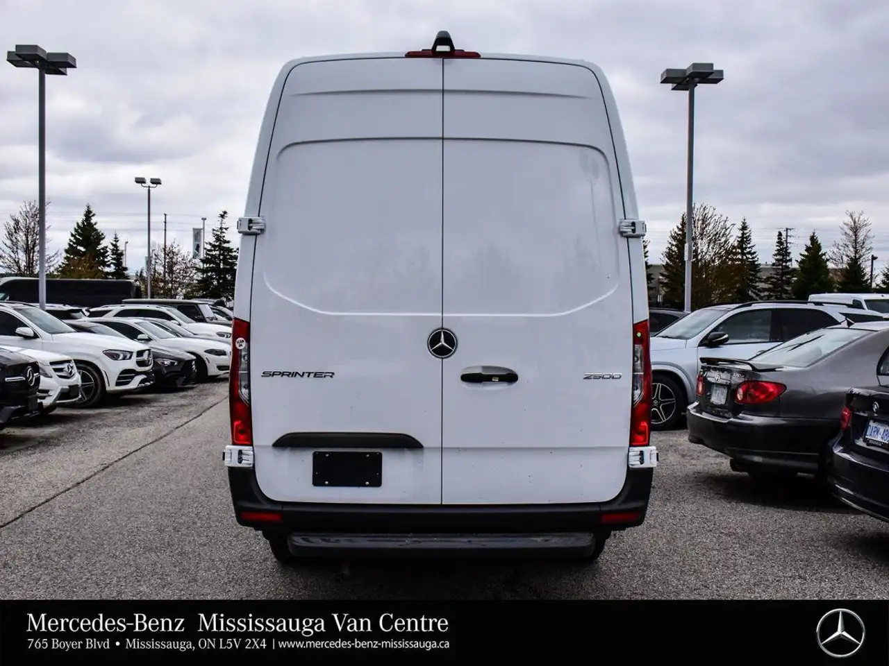Mercedes-Benz Sprinter - Image 8