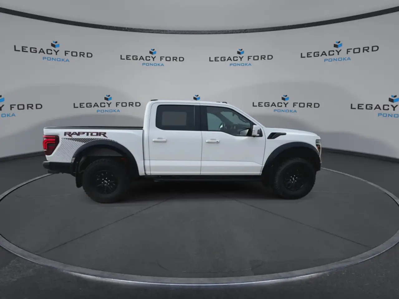 Ford F-150 - Image 8