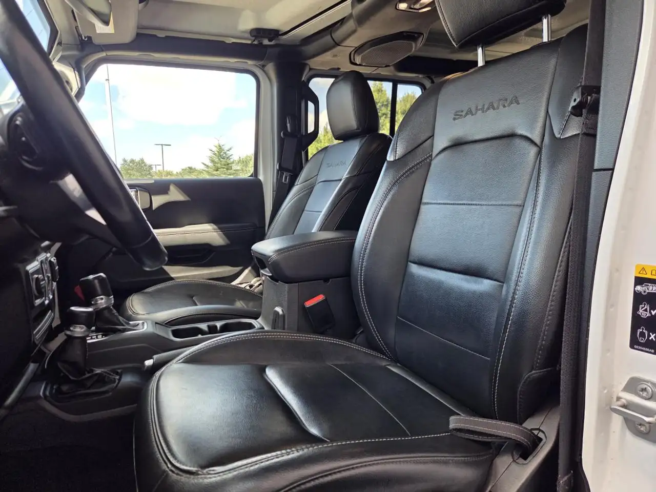 Jeep Wrangler - Image 17