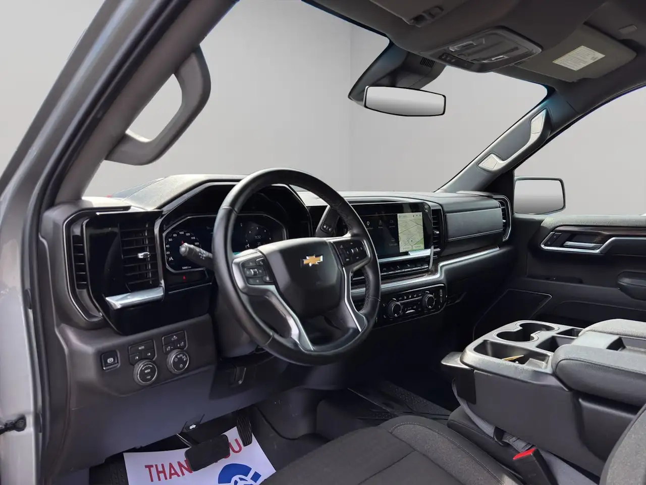 Chevrolet Silverado 1500 - Image 11