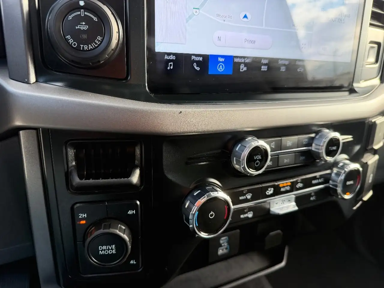 Ford F-150 - Image 22