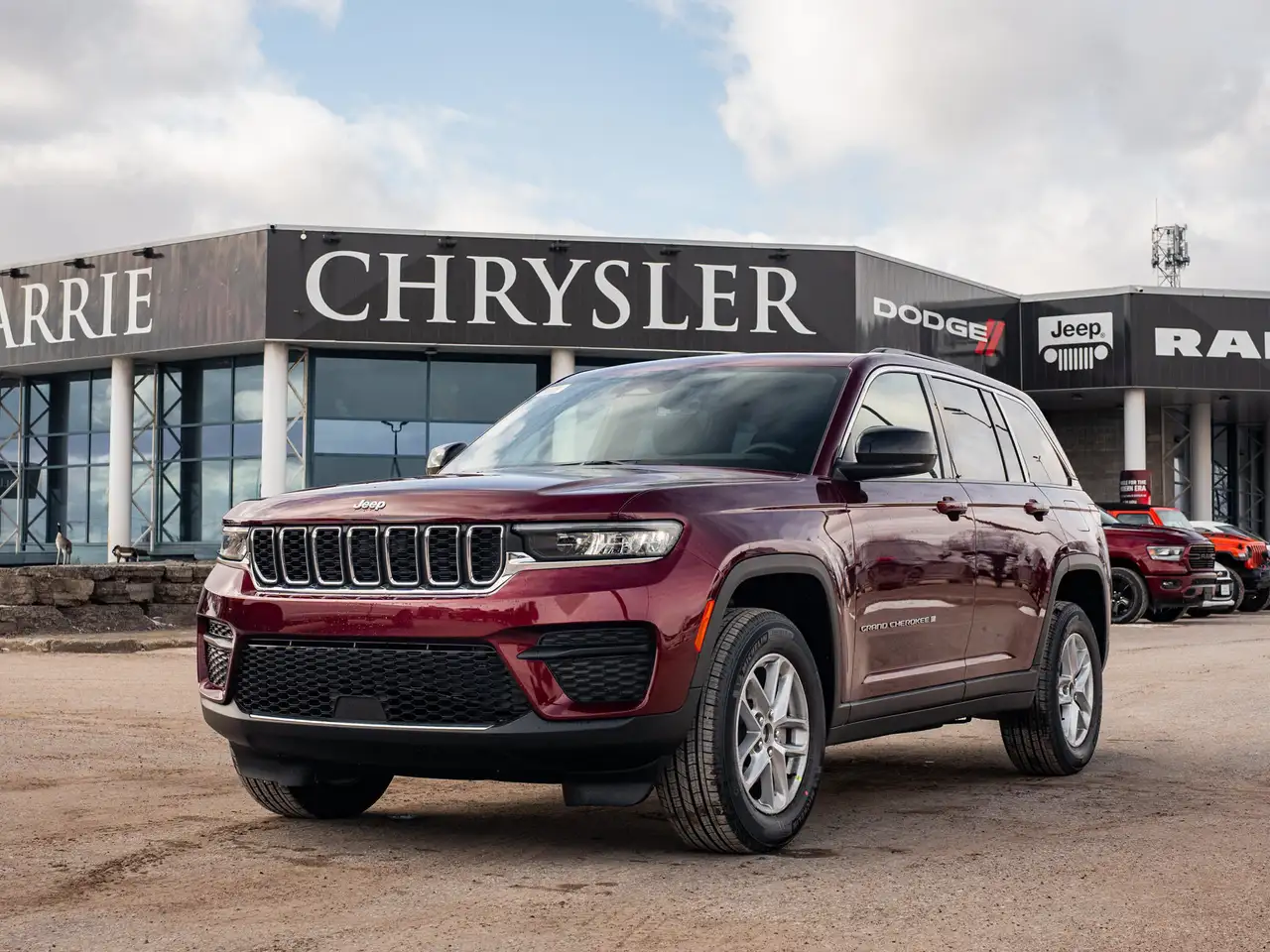 Jeep Grand Cherokee - Image 2