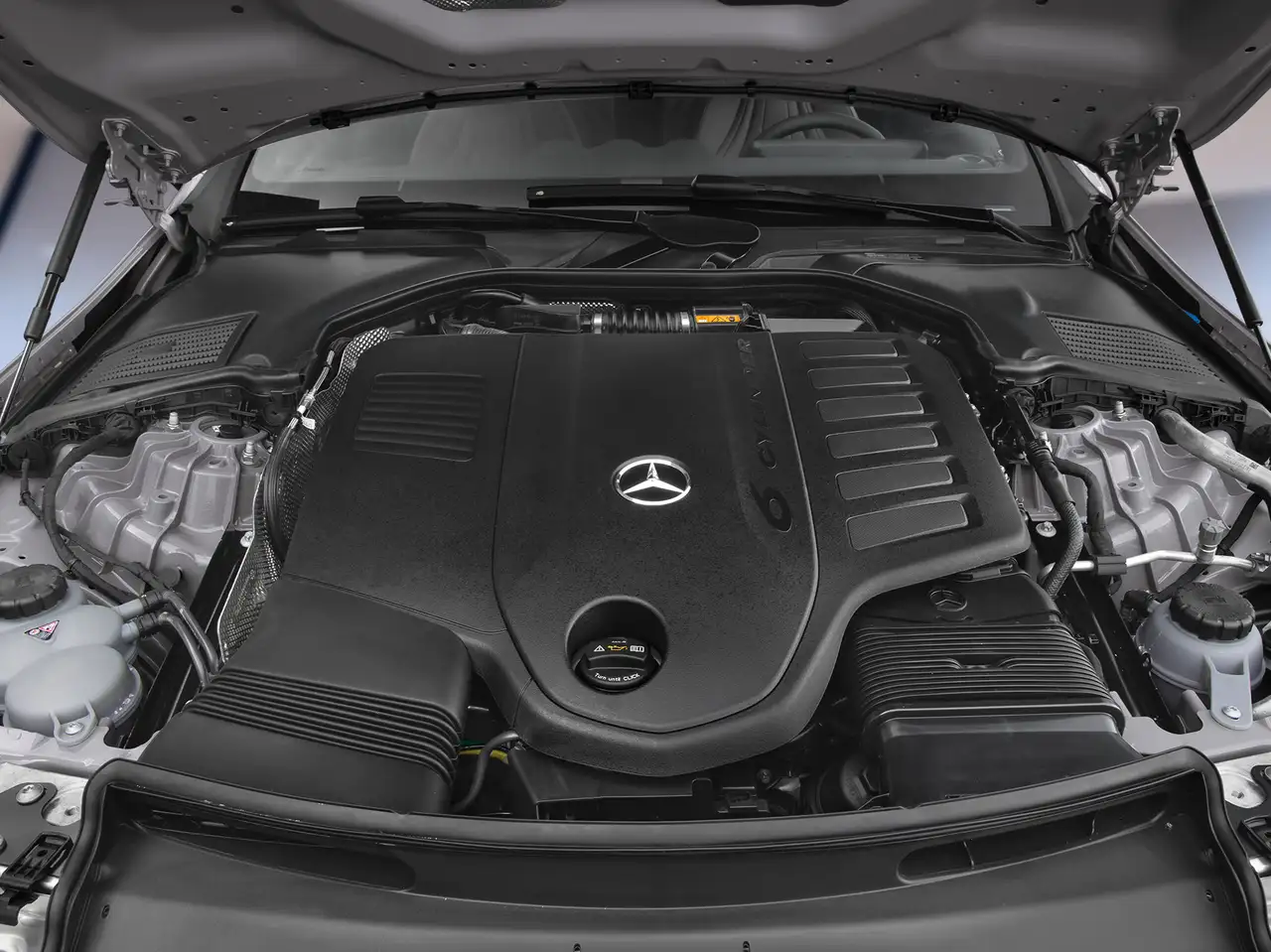 Mercedes-Benz CLE - Image 8