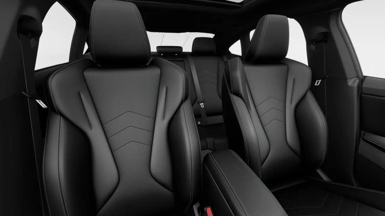 BMW 2 Series - Image 11