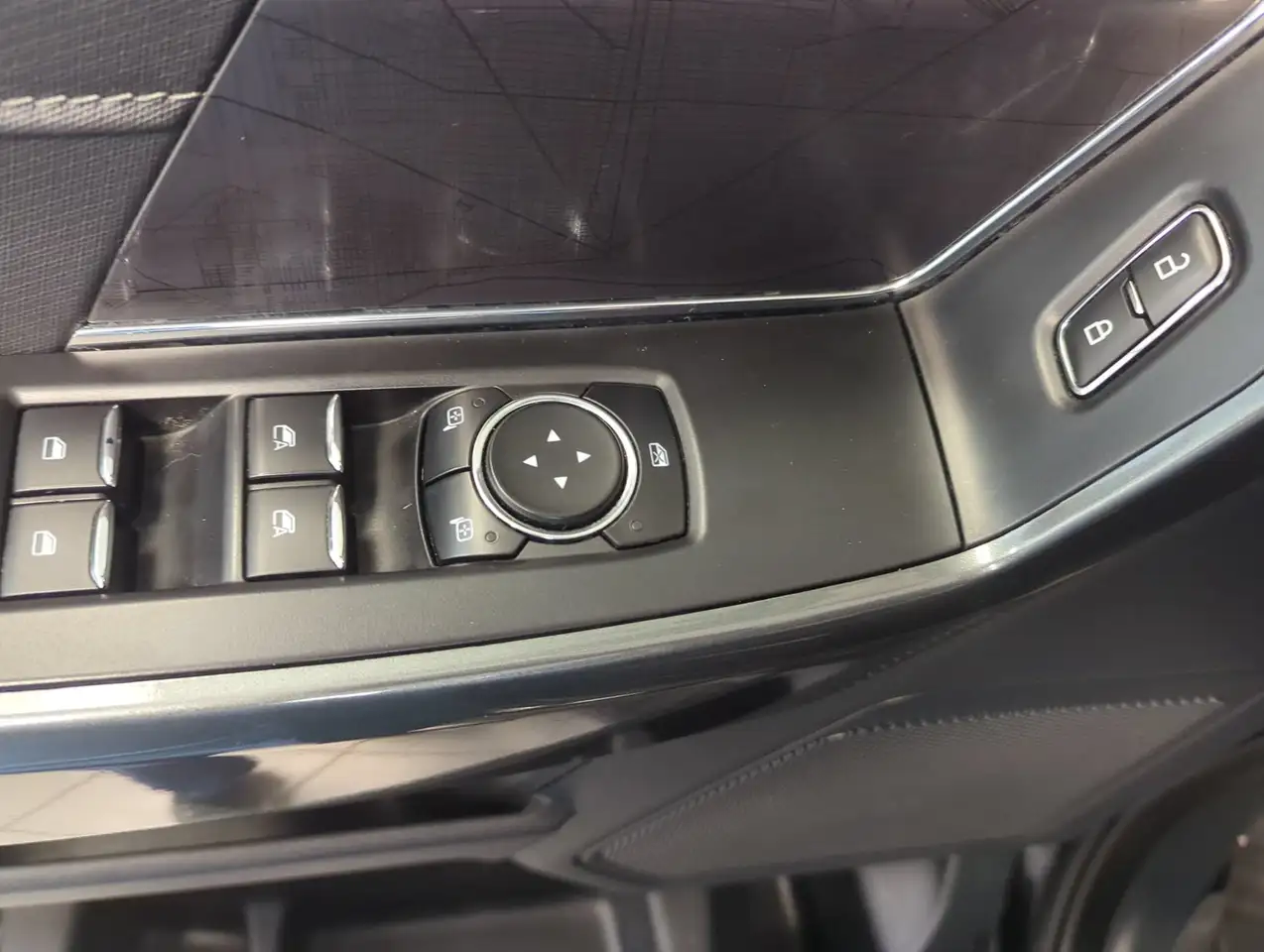 Ford F-150 - Image 13