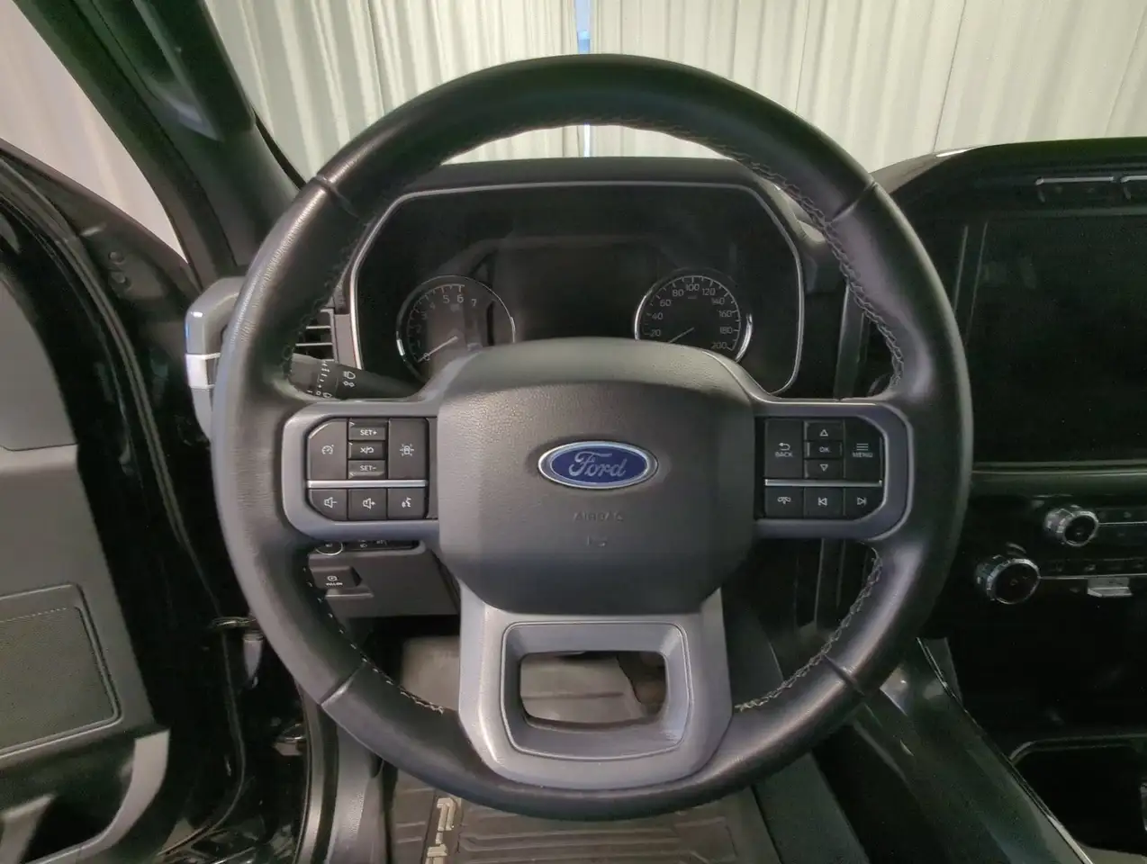 Ford F-150 - Image 14