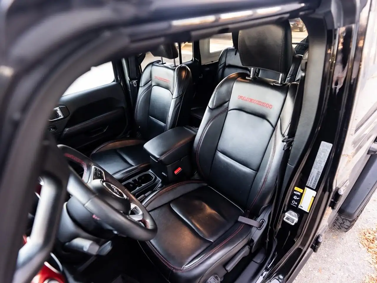 Jeep Wrangler - Image 16