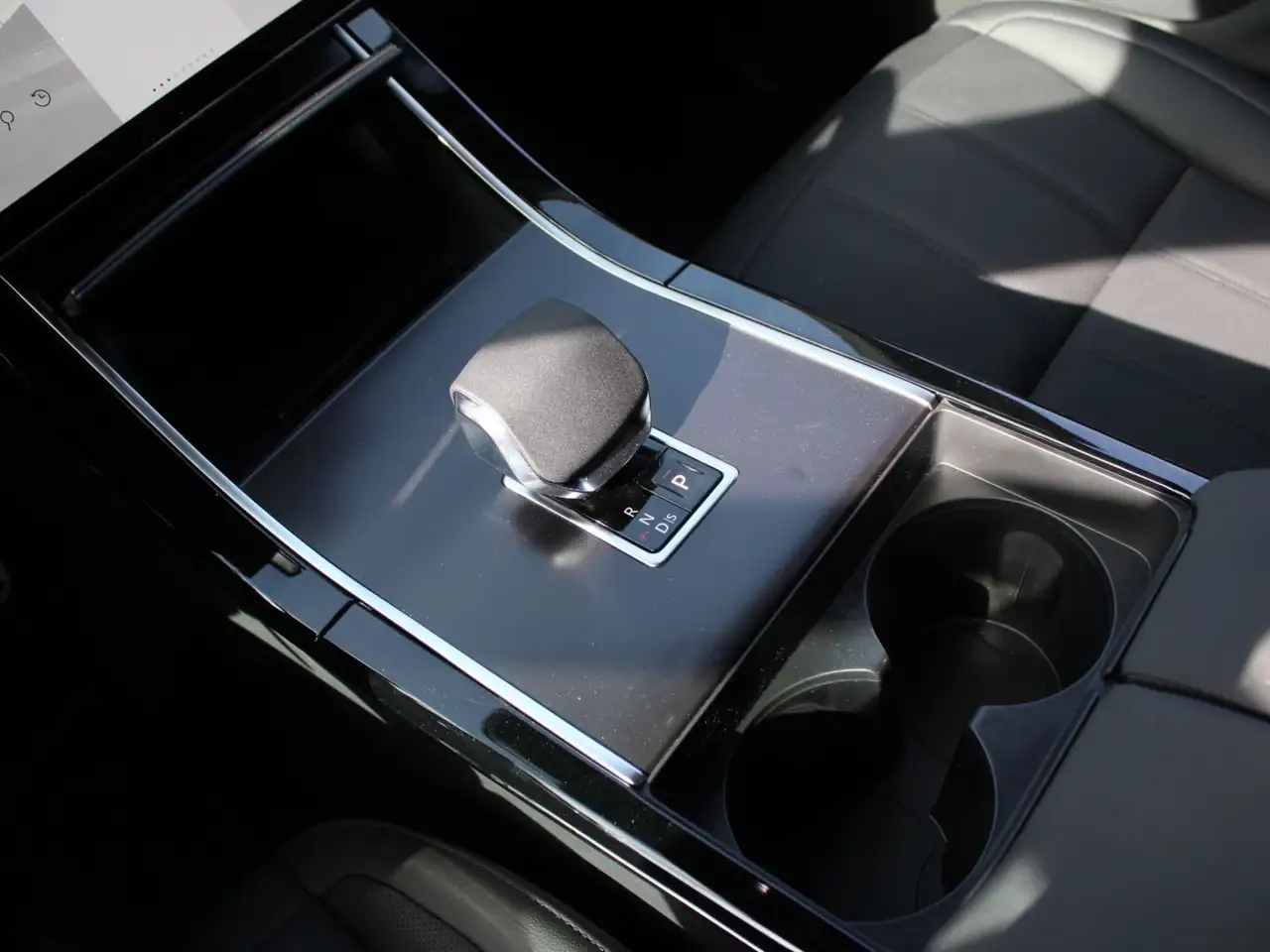 Land Rover Range Rover Evoque - Image 14