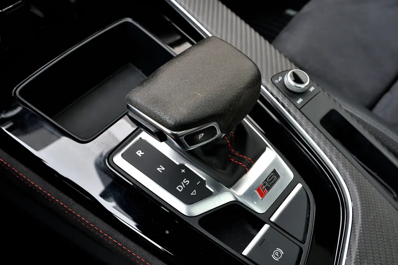 Audi RS5 - Image 22
