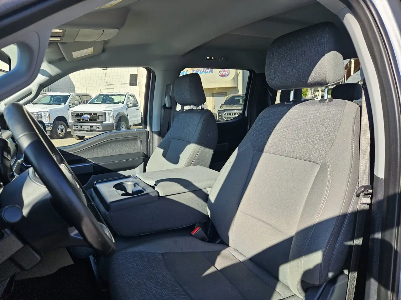 Ford F-150 - Image 19