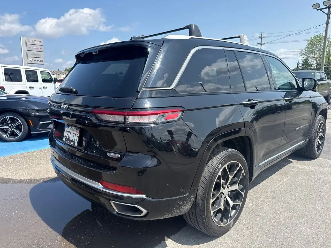 Jeep Grand Cherokee - Image 4