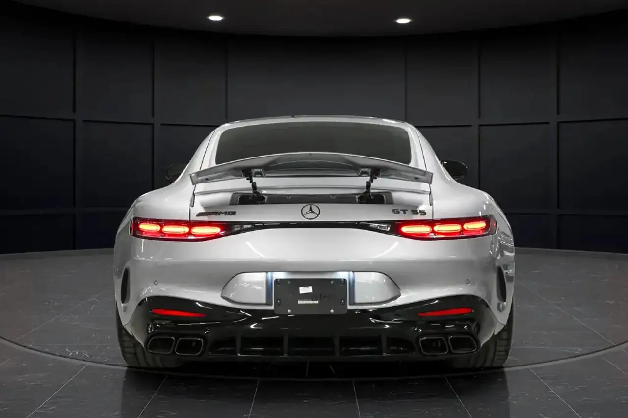 Mercedes-Benz AMG GT - Image 10