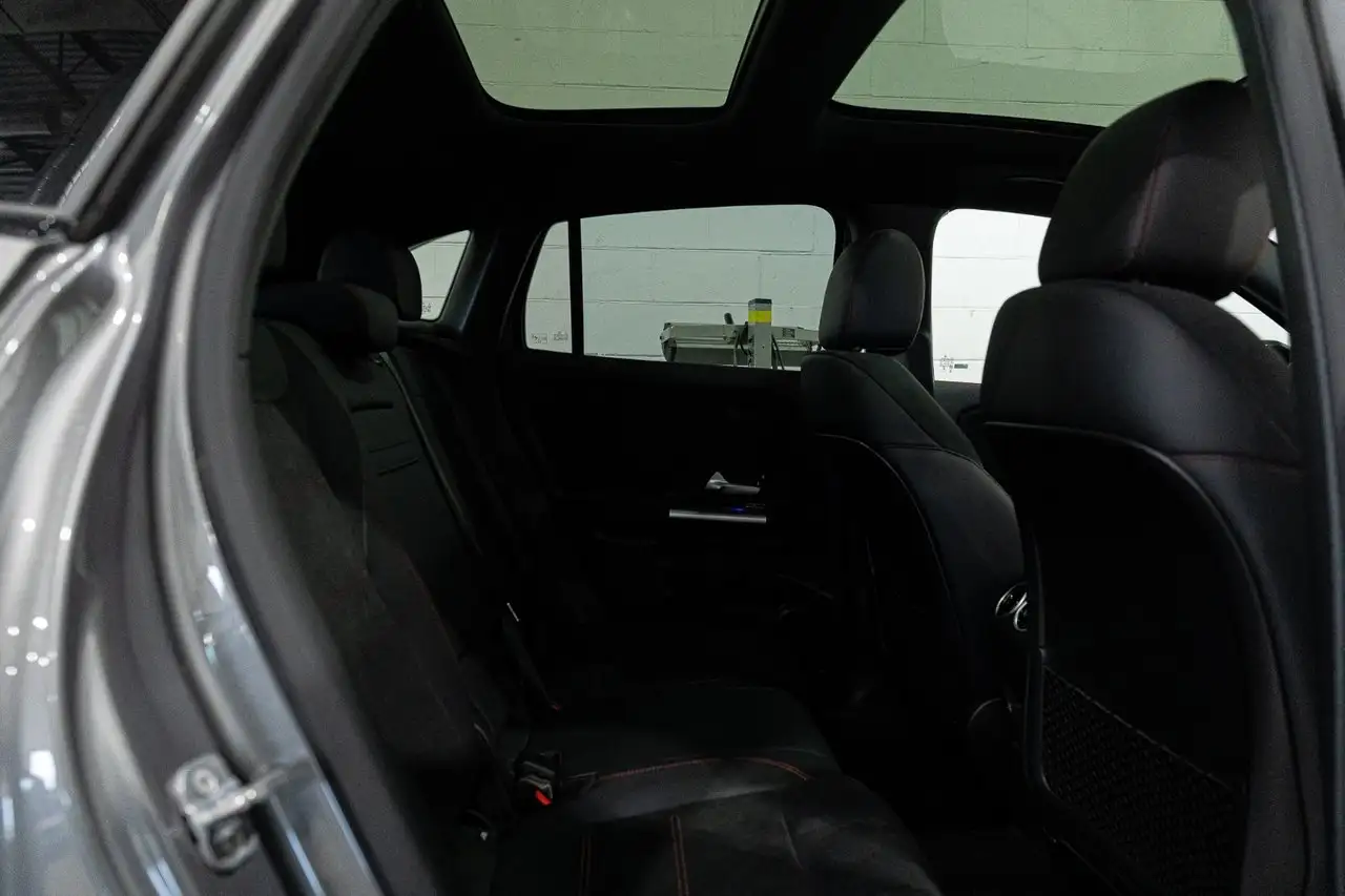 Mercedes-Benz GLA - Image 22