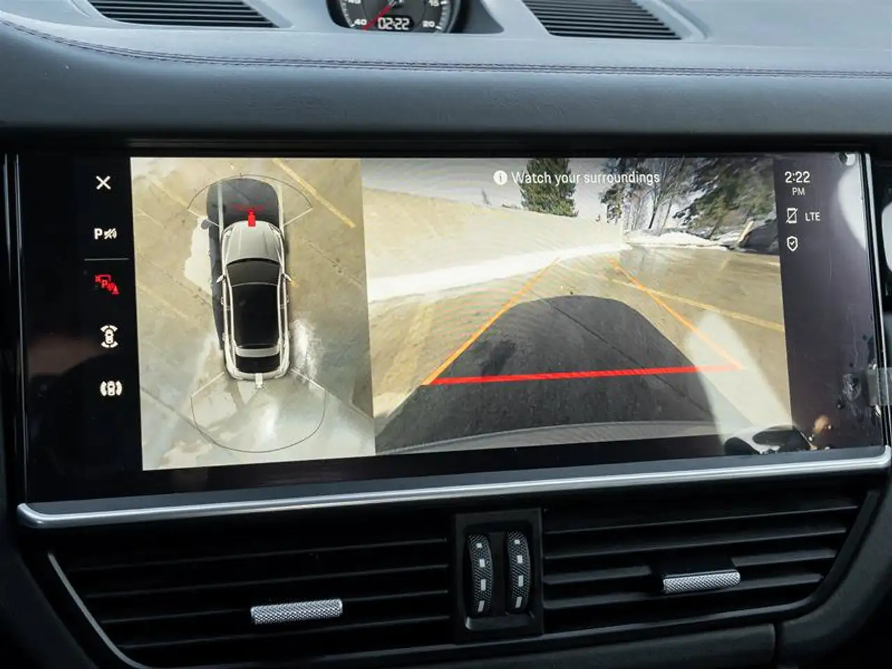 Porsche Cayenne - Image 34
