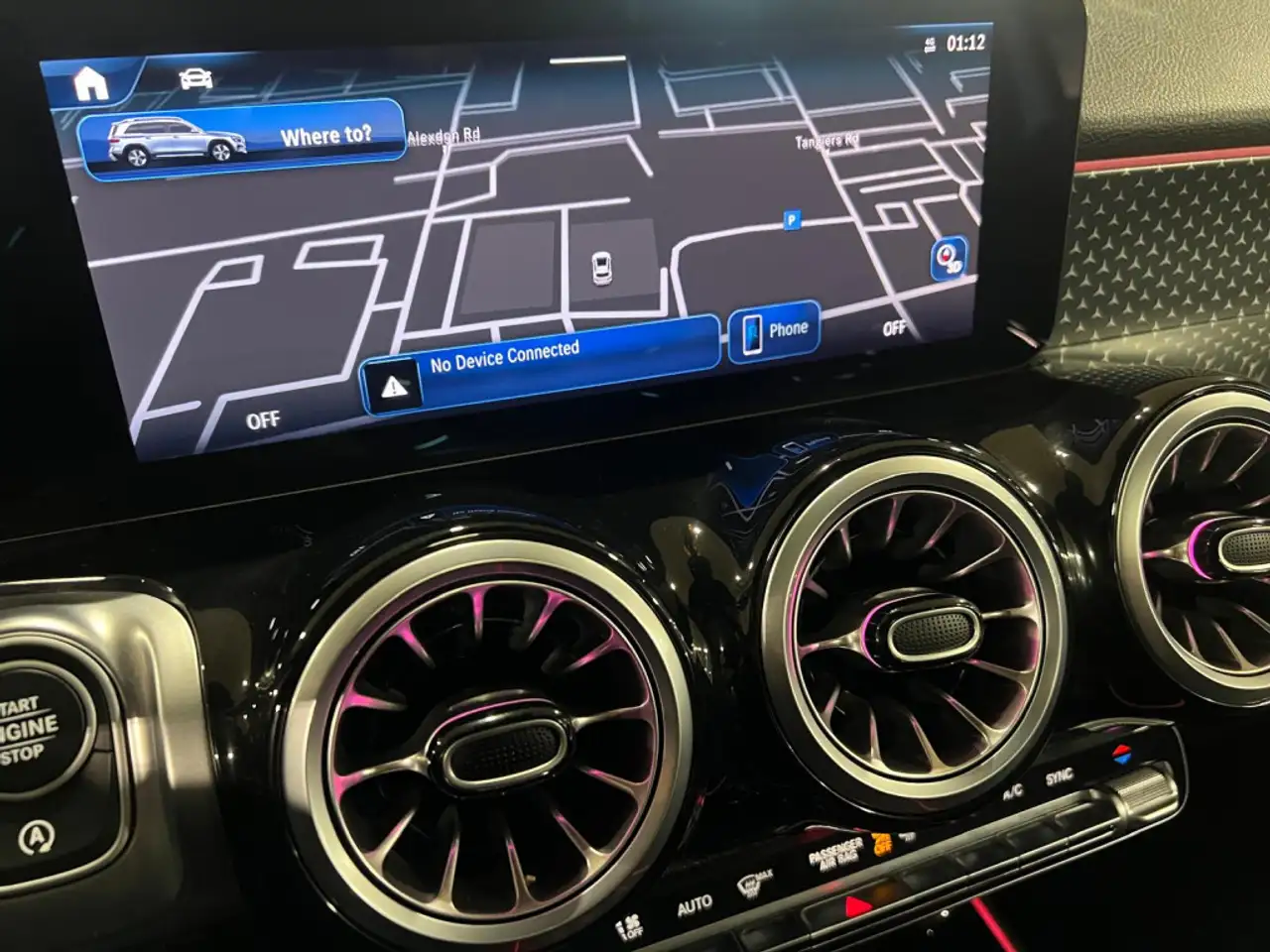 Mercedes-Benz GLB - Image 28