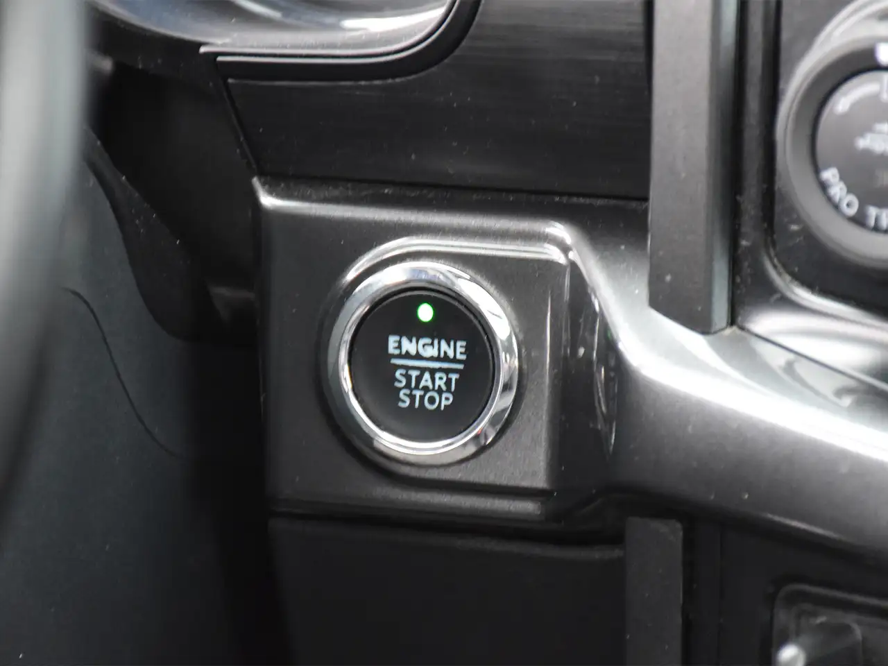 Ford F-150 - Image 22