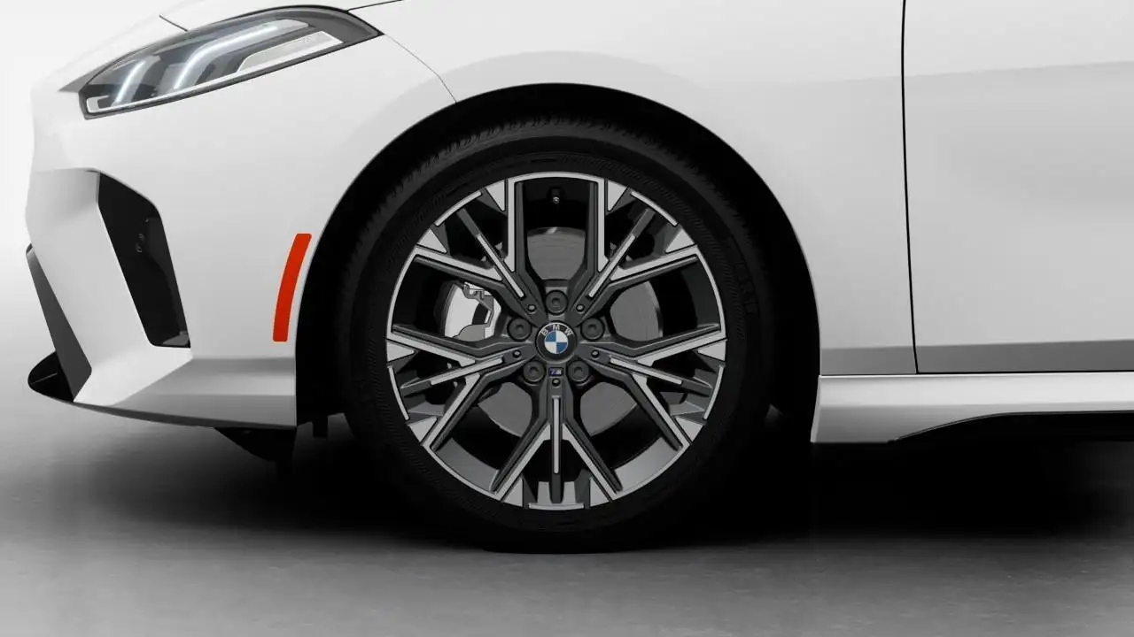 BMW 2 Series - Image 7