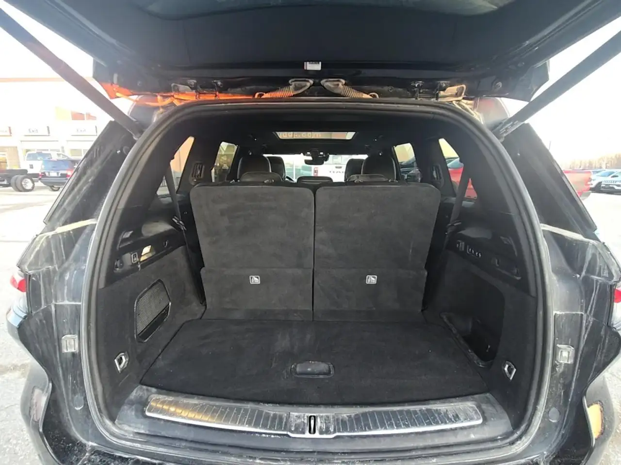 Jeep Grand Cherokee - Image 10