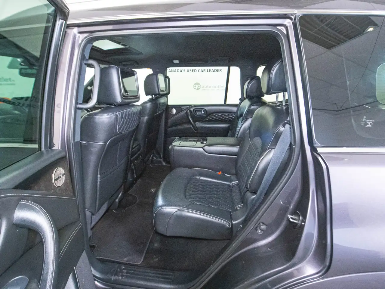 Infiniti QX80 - Image 23