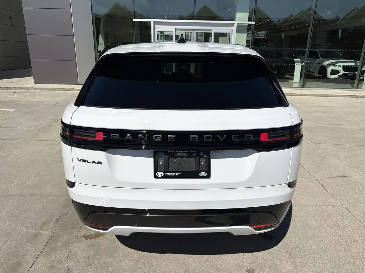 Land Rover Range Rover Velar - Image 4