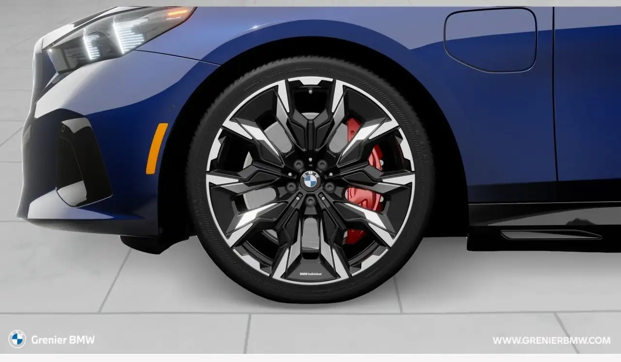 BMW 5 Series - Image 7