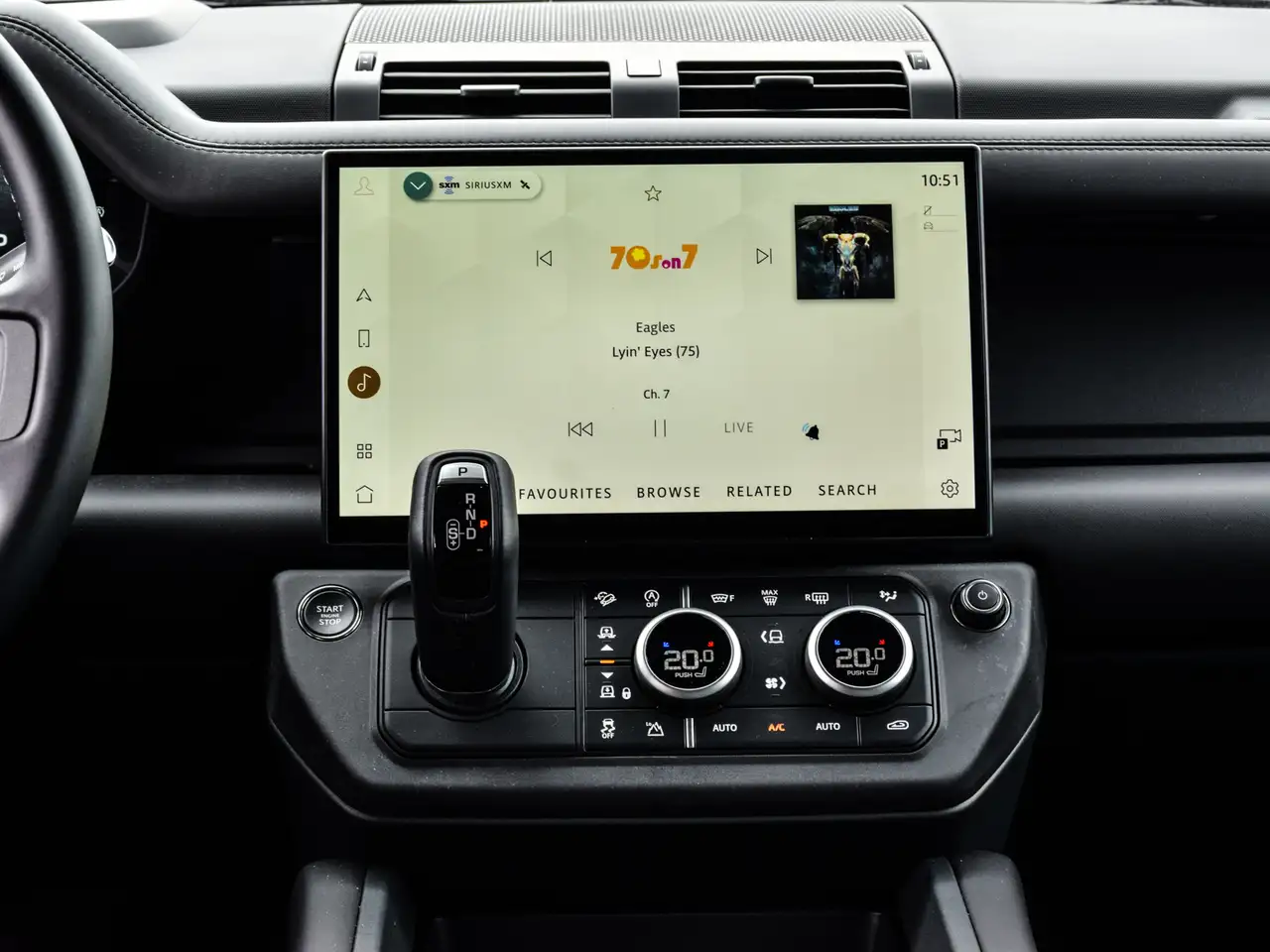 Land Rover Defender - Image 17