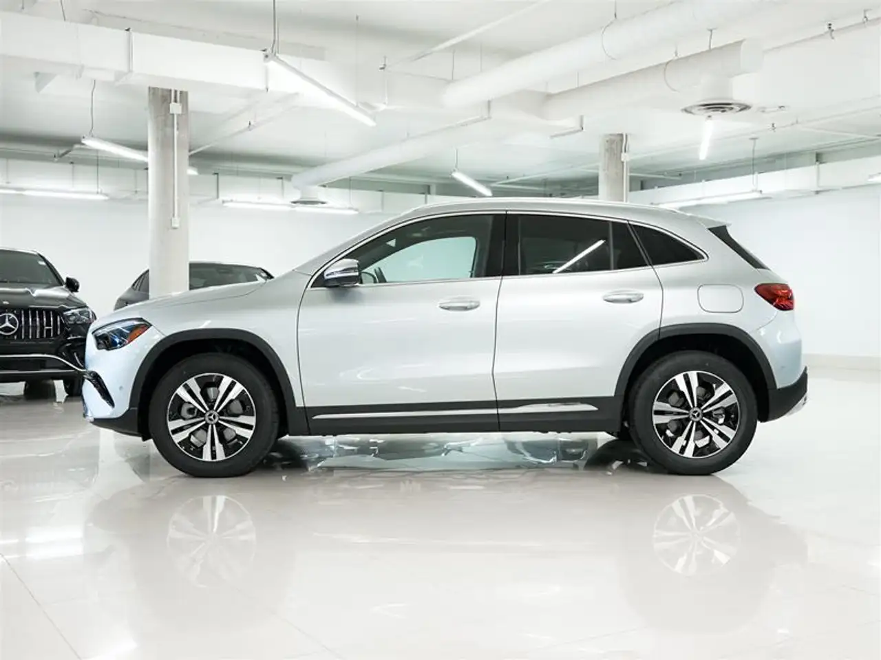 Mercedes-Benz GLA - Image 6