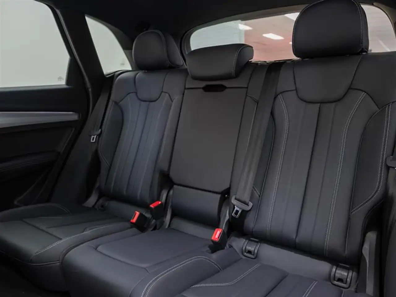 Audi Q5 - Image 8