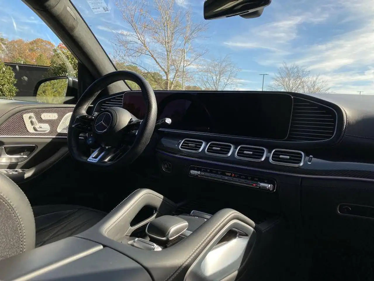 Mercedes-Benz GLS - Image 16