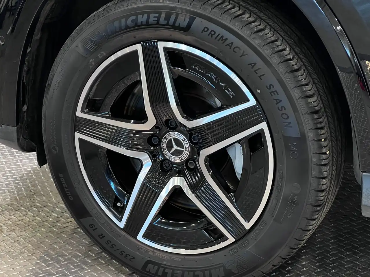Mercedes-Benz GLC - Image 10