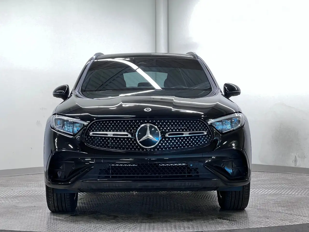 Mercedes-Benz GLC - Image 8