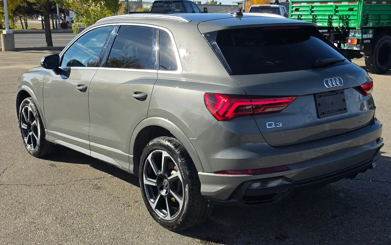 Audi Q3 - Image 3