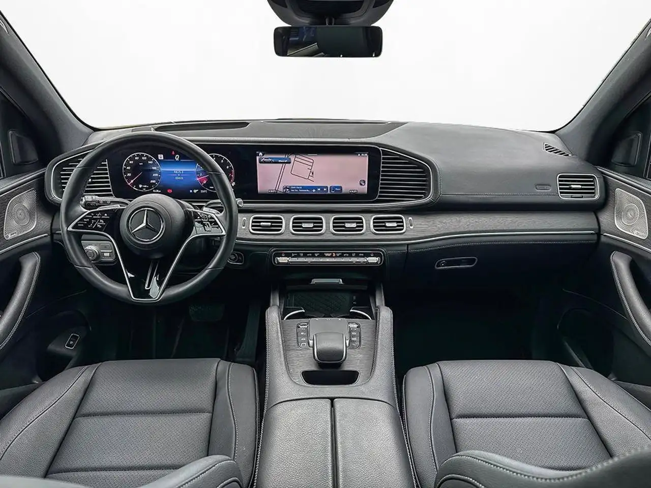 Mercedes-Benz GLE - Image 28