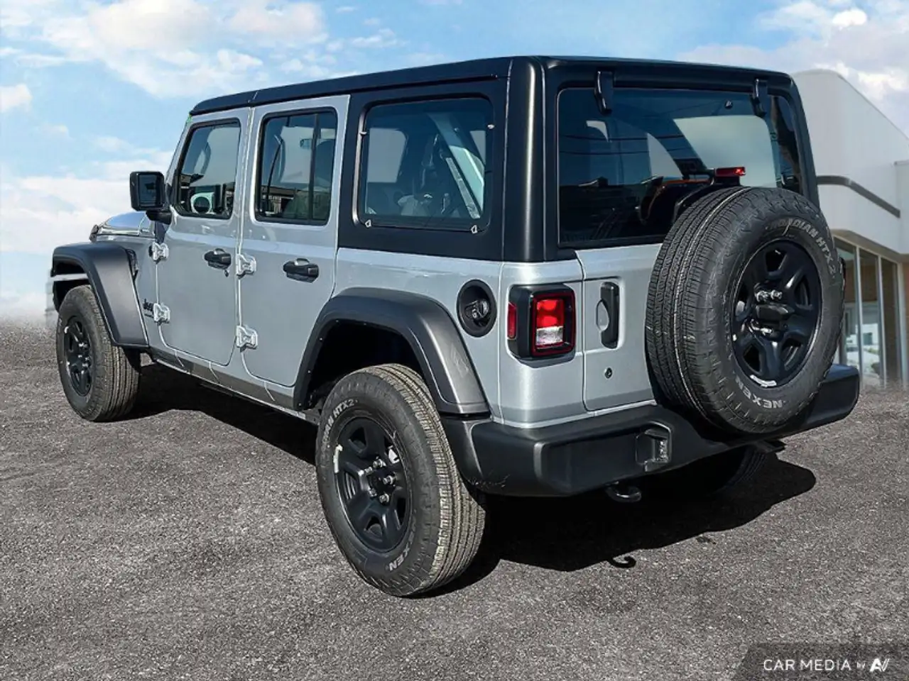 Jeep Wrangler - Image 4