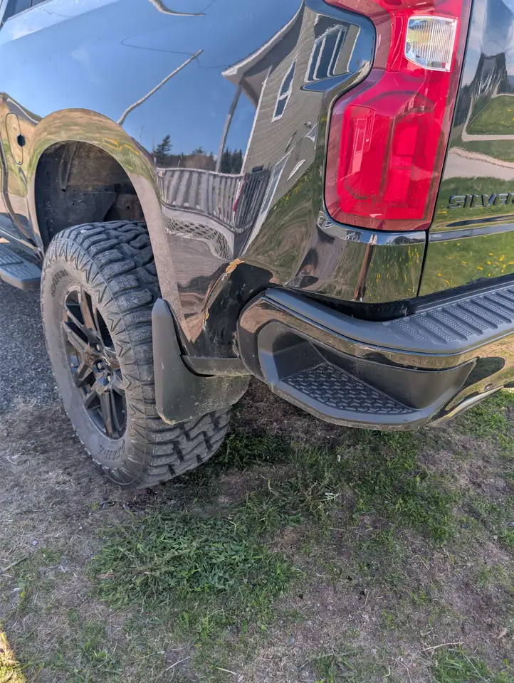Chevrolet Silverado 1500 - Image 6