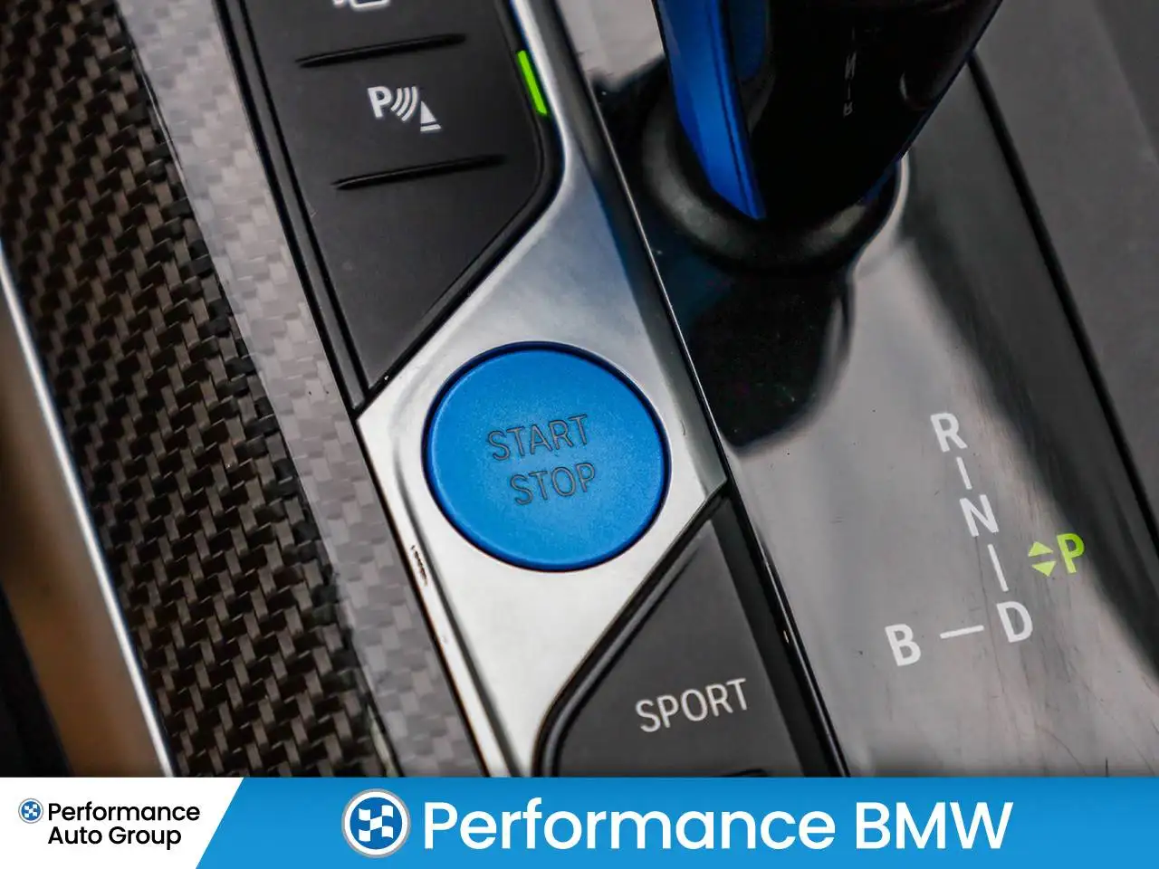 BMW i4 - Image 28